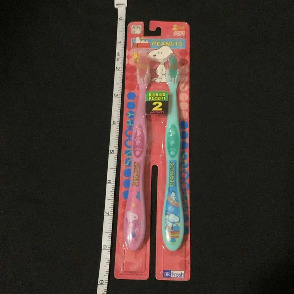 Snoopy Kids Toothbrush Set of 2 Brushes Surfer Woodstock New